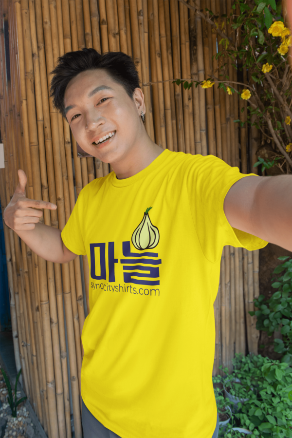 Garlic 마늘 Blue on Yellow Sync City Shirts